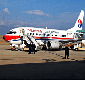 武汉天河机场货运航空快运业稳步发展的原因是什么？